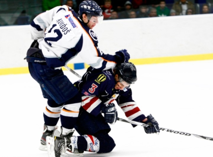 Juniori sfúkli Slovan v troch zápasoch - sú v semifinále!